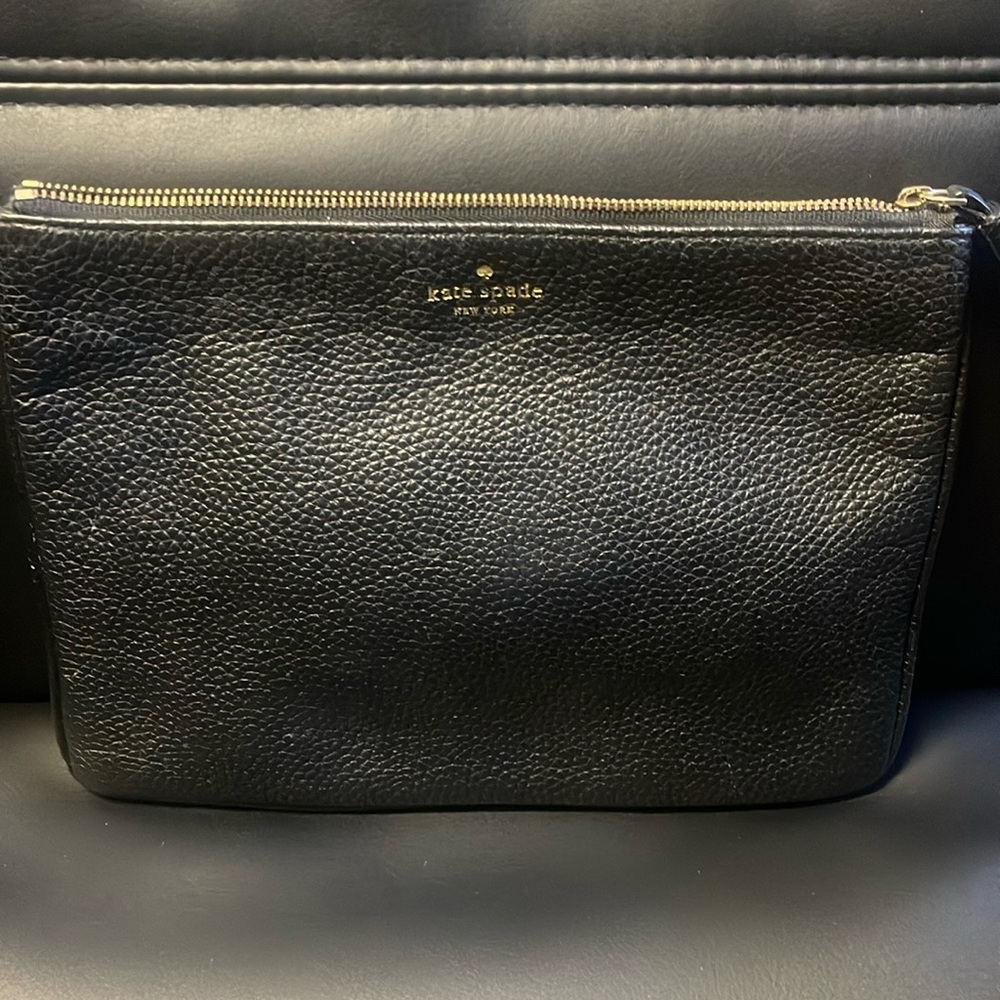Kate spade clutch authentic very good condition